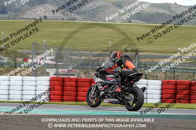 cadwell no limits trackday;cadwell park;cadwell park photographs;cadwell trackday photographs;enduro digital images;event digital images;eventdigitalimages;navarra;no limits trackdays;peter wileman photography;racing digital images;trackday digital images;trackday photos